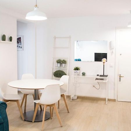 Ferienwohnung Apto Redes Museo Sevilla Exterior foto